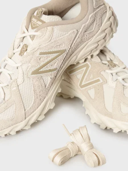 Кросівки New Balance бежеві