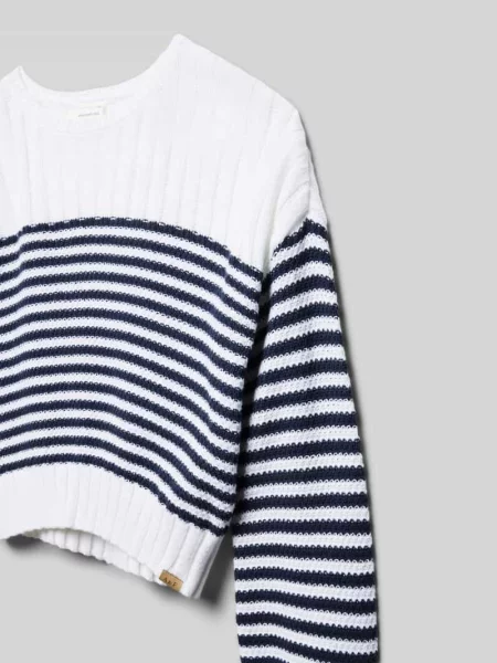 Sweter z dzianiny o kroju loose fit z mieszanki bawełny model SLASH' Abercrombie&fitch biały