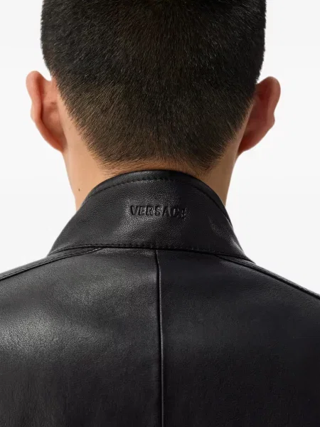 Geanta de piele Versace cu cataramă negru