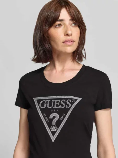 Guess T-Shirt SS CN SHINY TRIANGLE Shirt Fit czarny