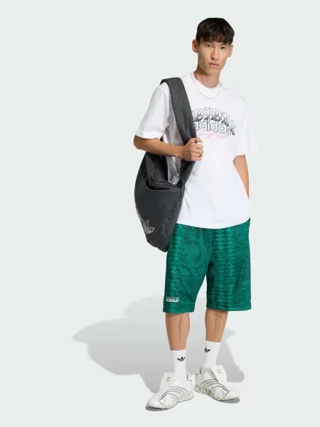 Футболка adidas білий