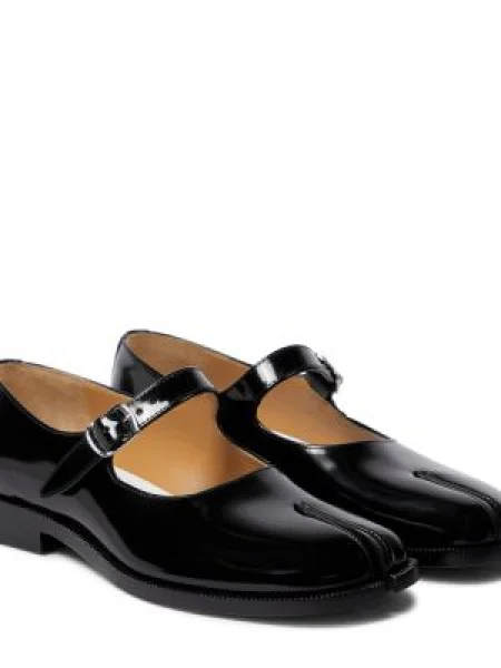 Pantofi cu toc Maison Margiela din piele de lac negru