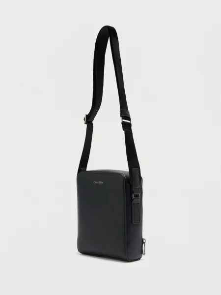 Crossbody táska Calvin Klein fekete