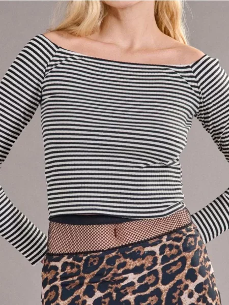 Блузка з відкритими плечима різнобарвний