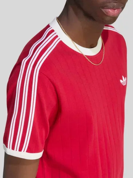 T-shirt o kroju regular fit z czystej bawełny Adidas Originals