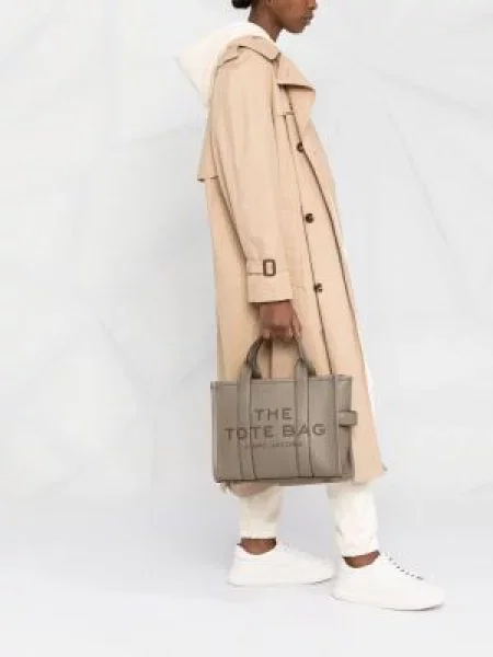 Rankinė Marc Jacobs ruda