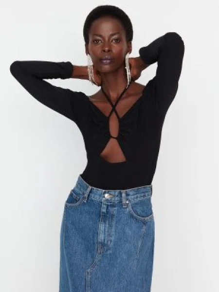 Gulerat body Trendyol negru
