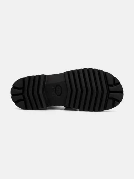 Кожаные босоножки Fracap