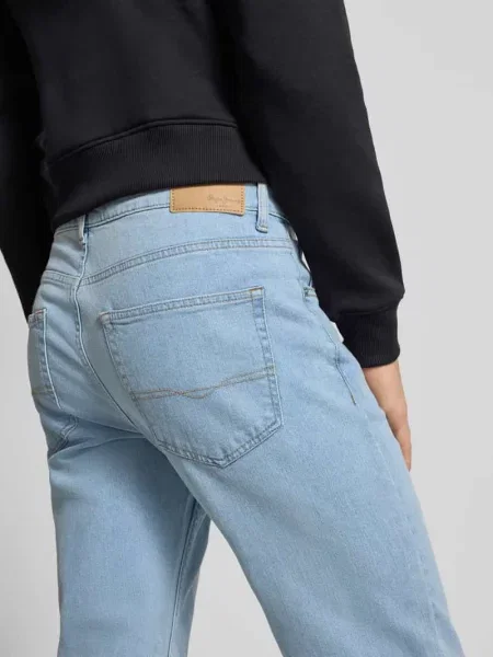 Jeansy o kroju regular fit z mieszanki bawełny model „CASH” Pepe Jeans niebieskie
