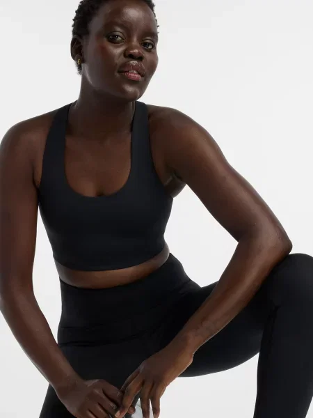 Спортивний топ New Balance чорний
