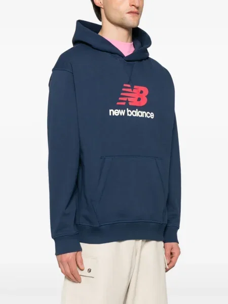Tricou New Balance cu broderie din material terry albastru
