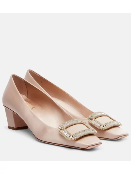 Pantofi cu toc Roger Vivier din satin bej