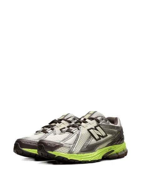 Маратонки New Balance кафяво