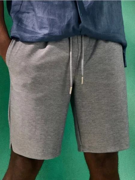 Sinsay Szorty w stylu basic niebieski