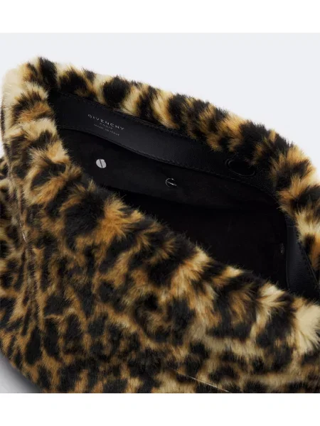 Kopertówka Givenchy z nadrukiem w panterkę