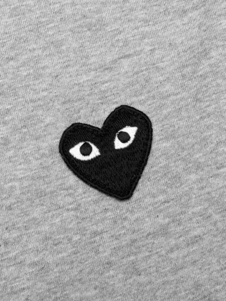 Дълго тениска Comme Des Garçons Play със сърца сиво