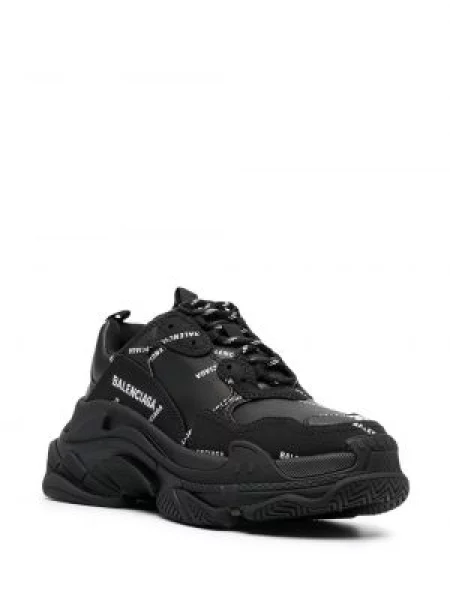 Sportbačiai Balenciaga Triple S juoda