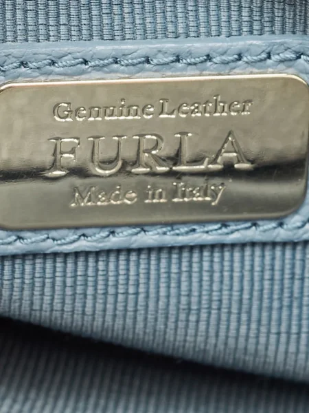 Geantă messenger Furla din piele albastru