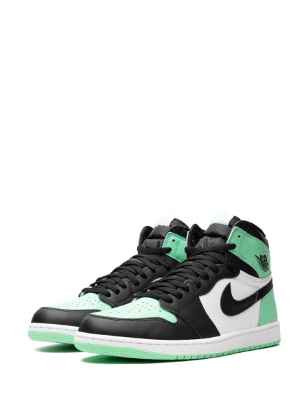 Retro tenisky Jordan Air Jordan 1 bílé