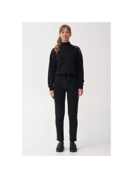 Костюмный спортивный костюм Estro черный