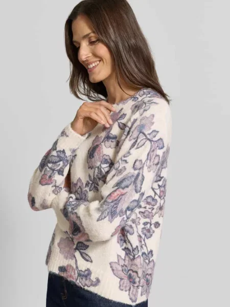 Sweter z dzianiny o kroju relaxed fit z dodatkiem lnu Christian Berg Woman biały
