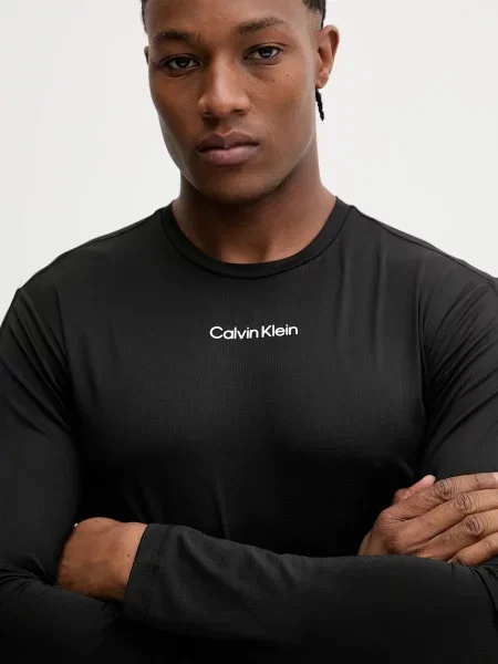 Tréninkové tričko s dlouhým rukávem Calvin Klein Performance s aplikací černá