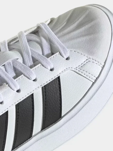 Детские кроссовки Adidas