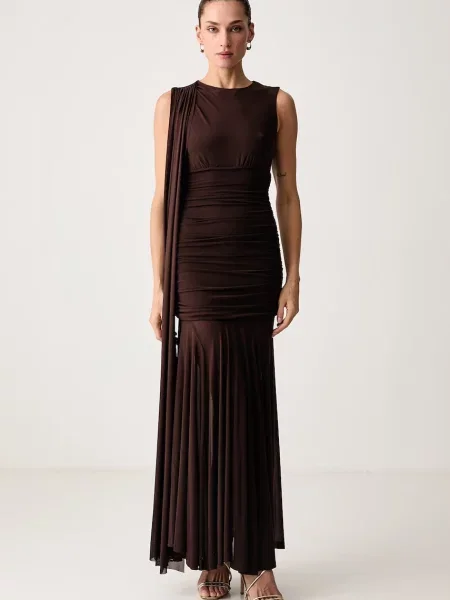 Bardot rochie ALVERIE maro