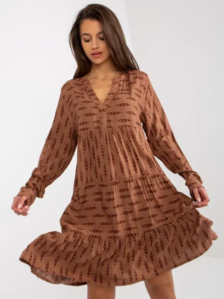 Rochie Fashionhunters cu volane de costum maro