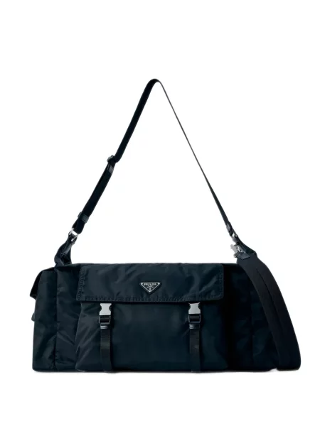 Кожена чанта Prada черно