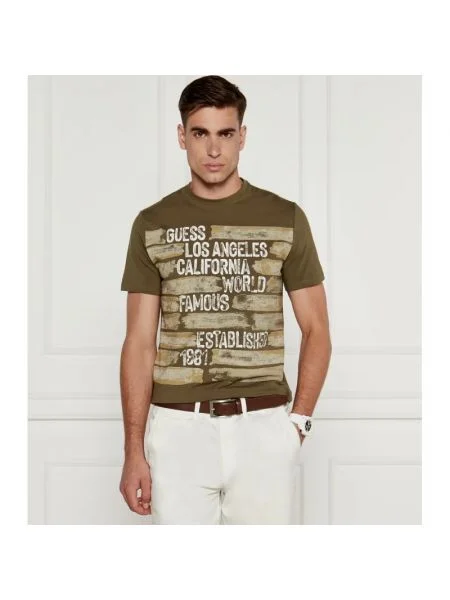 GUESS Tricou WORLD FAMOUS kaki