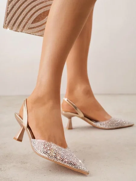 Pantofi cu Karenetia șampaniei auriu