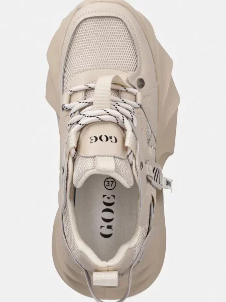 Goe кросівки