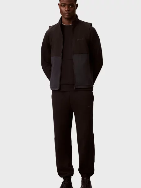 Трикотажные спортивные штаны Calvin Klein черные