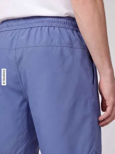 Szorty sportowe o kroju regular fit z nadrukiem z logo Nike Training niebieskie