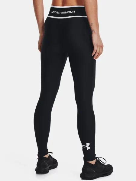 Клинове Under Armour черно