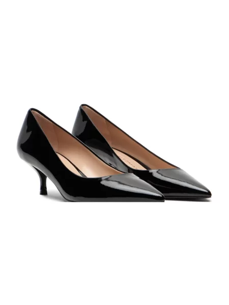 Czółenka Stuart Weitzman skórzana czarna
