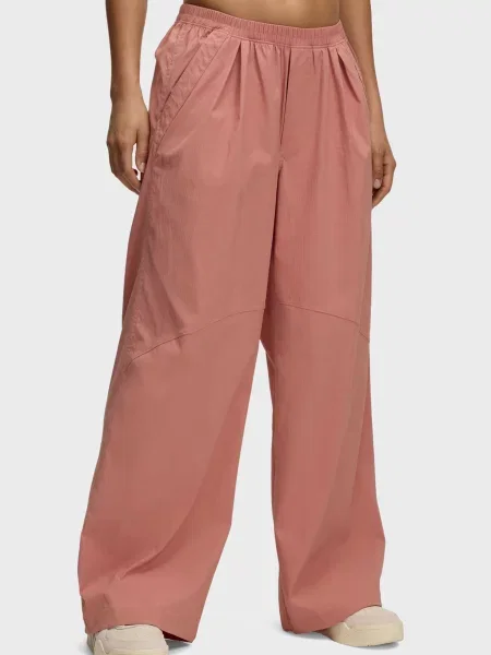 Штани Under Armour рожеві