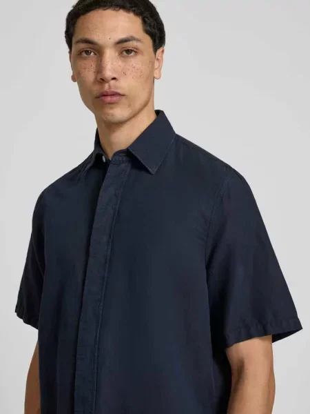 Koszula lniana o kroju relaxed fit z kołnierzykiem typu kent Filippa K granatowa
