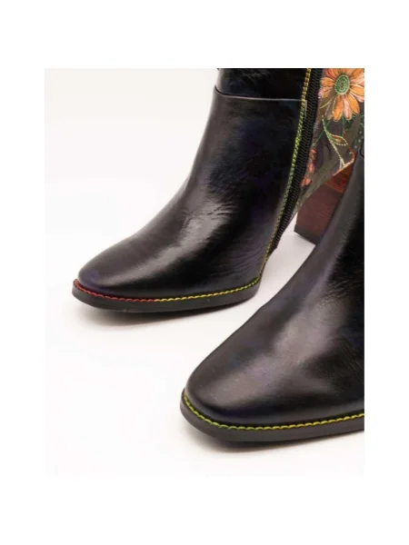 Pantofi Laura Vita negru