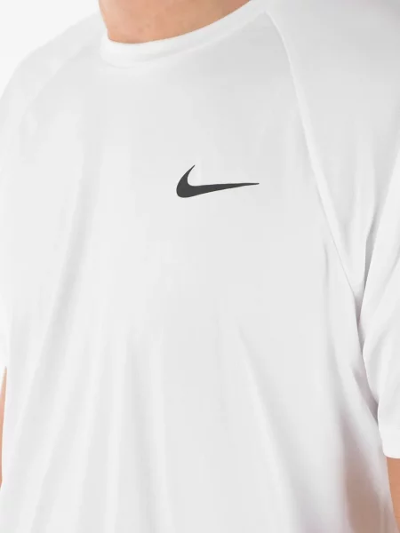 Scurt chiloți Nike cu imagine cu model floral negru