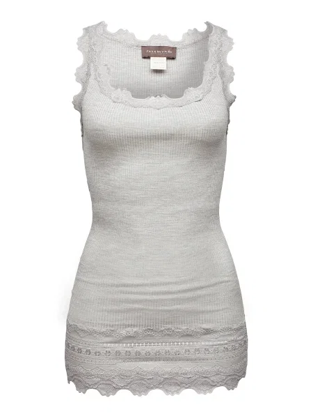 Rosemunde Top svetlo siva