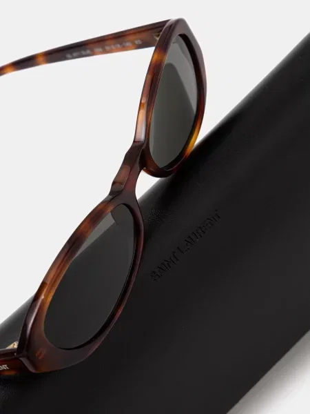 Солнцезащитные очки Saint Laurent