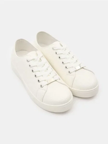 Кросівки з шнурівкою з екошкіри білий