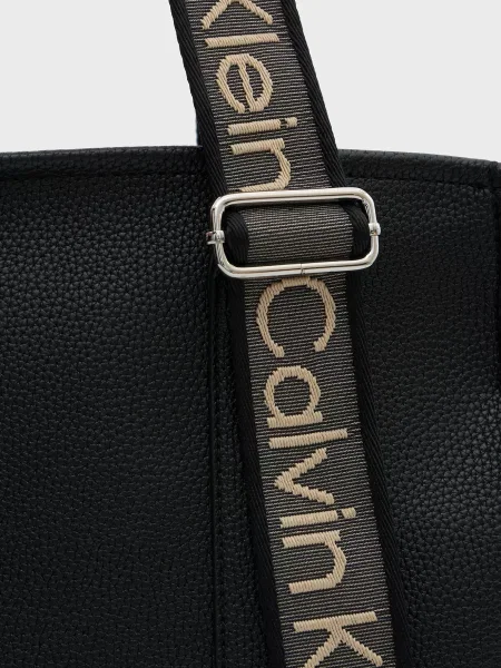 Сумка шоппер Calvin Klein с ремешками черная