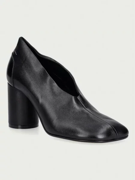 Maison Margiela bőr körömcipő fekete