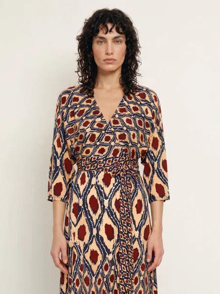 Diane Von Furstenberg Šaty Ivara Se Zavinováním S Rukávy / hnědá / tmavě modrá béžová