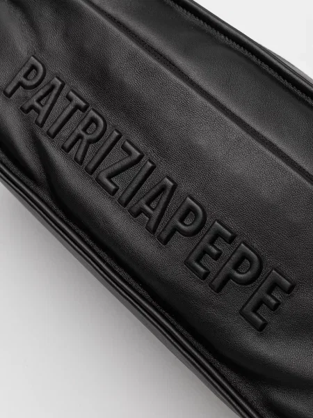 Кожаная сумка Patrizia Pepe черная