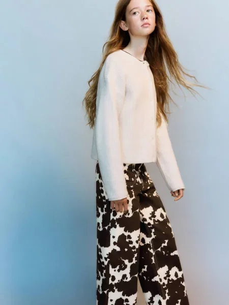 Jeansy wide leg w krowie łaty Dzieci 12 MANGO KIDS brązowy