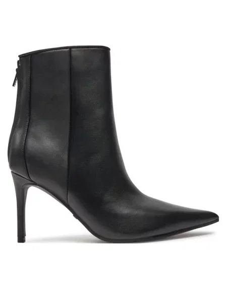 Škornji Guess črna